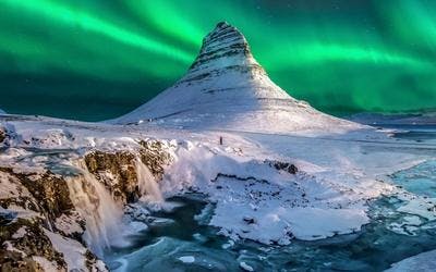 NORTHERN LIGHTS ICELAND 2022 GUIDE